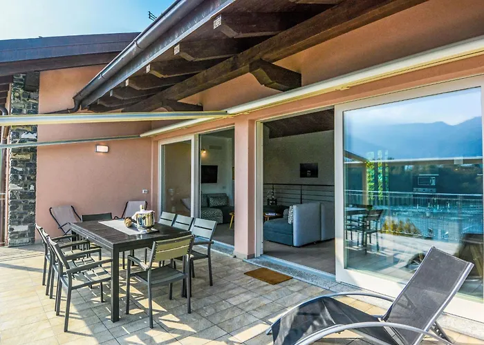 The View 2 By Interhome Daire Isola Comacina